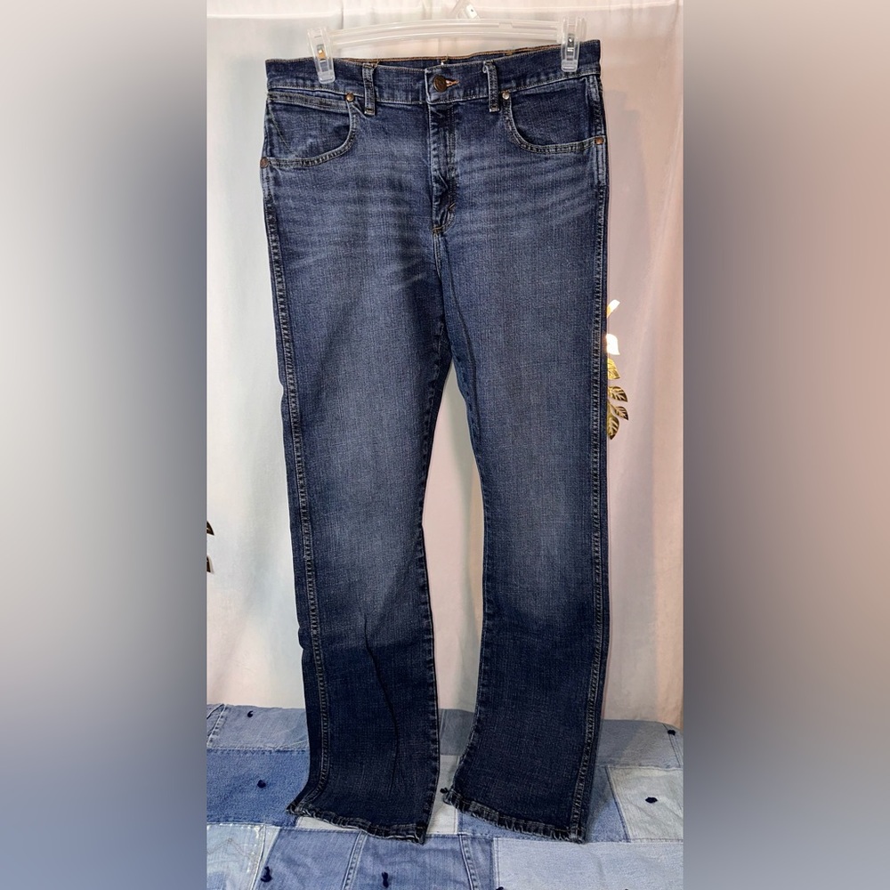 Men’s Wrangler Retro 34 x 36 Relaxed Fit Bootcut Jeans #E-002